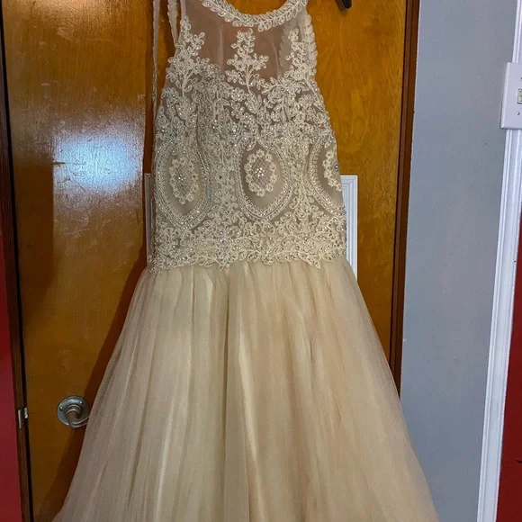 Quinceanera Dama Dress | Color: Cream/Tan | Size: S | Rebecca_A625'S Closet